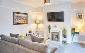 Host & Stay - Tanqueray House